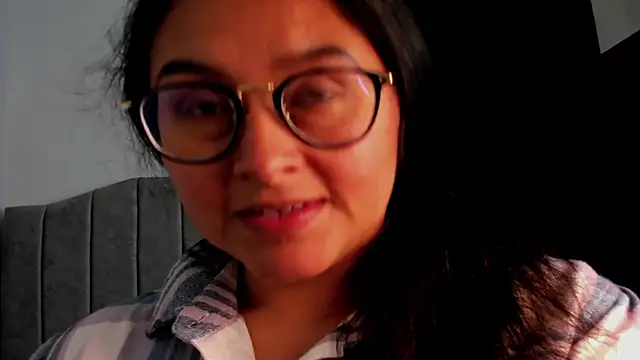 lorymoon online show from January 2025 10:30:02 PM