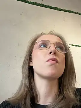 CaseyStar online show from February 2025 09:43:01 AM