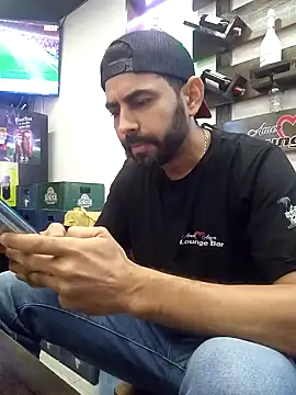 Snapshot of Alsaud1106 chatting on December 2024 09:24:01 PM Alsaud1106 online show from December 2024 09:24:01 PM