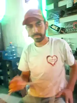 Snapshot of Alsaud1106 chatting on March 2025 12:49:01 AM Alsaud1106 online show from March 2025 12:49:01 AM