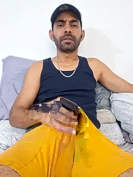 Snapshot of Alsaud1106 chatting on March 2025 05:35:01 AM Alsaud1106 online show from March 2025 05:35:01 AM