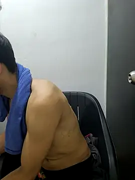 Snapshot of charlesss19 chatting on September 2025 03:28:01 AM charlesss19 online show from September 2025 03:28:01 AM