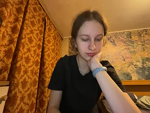 Snapshot of Eva_Angel3 chatting on May 2026 06:38:02 PM Eva Angel3 online show from May 2026 06:38:02 PM