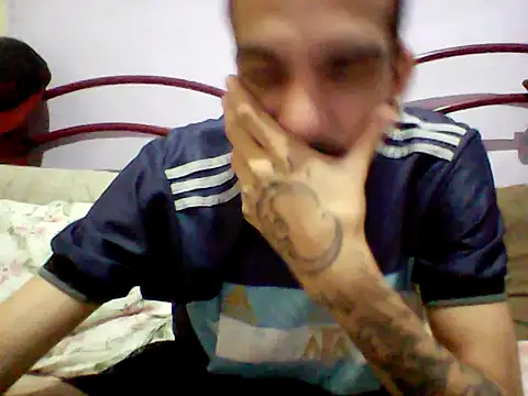 gatobranco001 online show from March 2025 04:03:02 AM