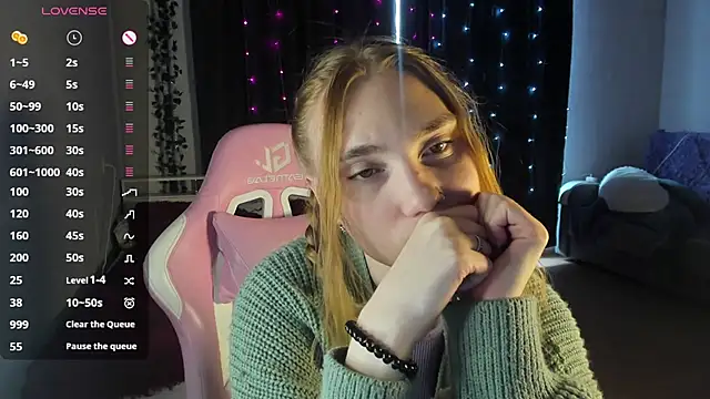 Snapshot of ReddHotPipper chatting on February 2025 05:02:02 AM ReddHotPipper online show from February 2025 05:02:02 AM