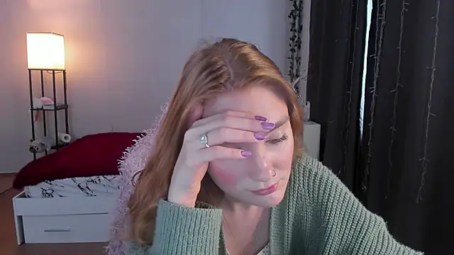 Snapshot of ReddHotPipper chatting on October 2025 03:04:02 AM ReddHotPipper online show from October 2025 03:04:02 AM