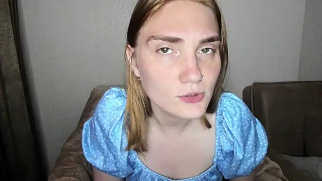 ReddHotPipper online show from July 2026 04:05:02 AM