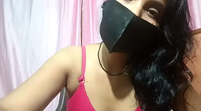 poojaxxx65 online show from February 2025 11:13:02 PM