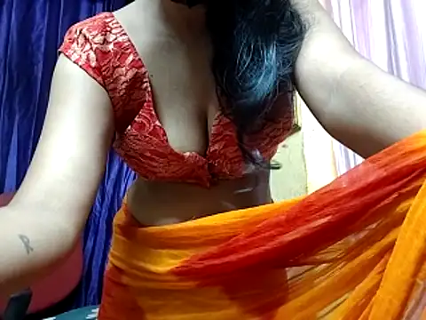 Snapshot of poojaxxx65 chatting on May 2026 10:29:01 PM poojaxxx65 online show from May 2026 10:29:01 PM
