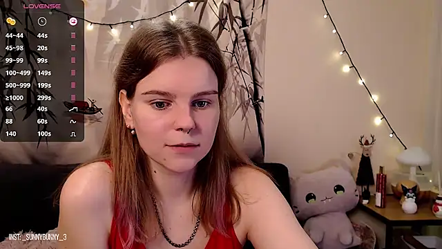 Snapshot of Moona_xx chatting on January 2025 09:21:01 PM Moona xx online show from January 2025 09:21:01 PM