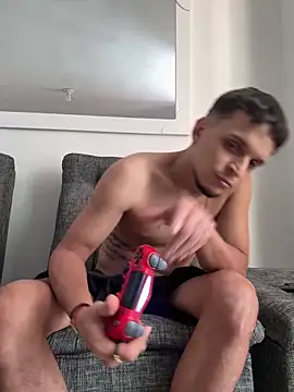 Snapshot of ArturoDelgado1 chatting on February 2026 05:44:02 PM ArturoDelgado1 online show from February 2026 05:44:02 PM