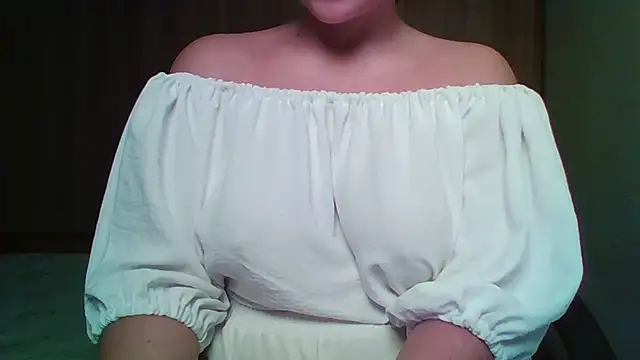 Snapshot of Evasapples chatting on November 2025 05:56:02 PM Evasapples online show from November 2025 05:56:02 PM