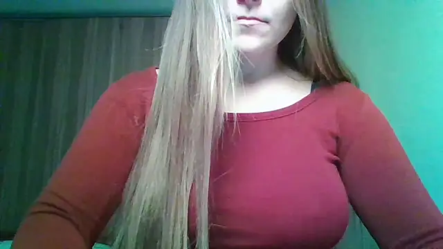 Snapshot of Evasapples chatting on November 2025 01:21:02 PM Evasapples online show from November 2025 01:21:02 PM