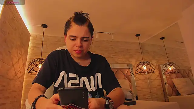 dorothy vegga online show from February 2025 06:03:01 AM