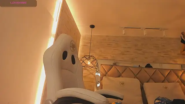 dorothy vegga online show from March 2025 03:57:02 AM