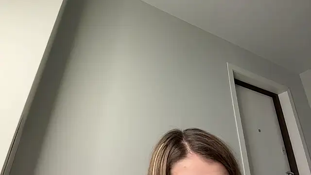 elisa moon online show from February 2025 03:12:01 AM