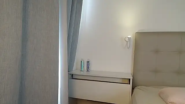 caaatalinalina online show from January 2025 08:48:01 PM