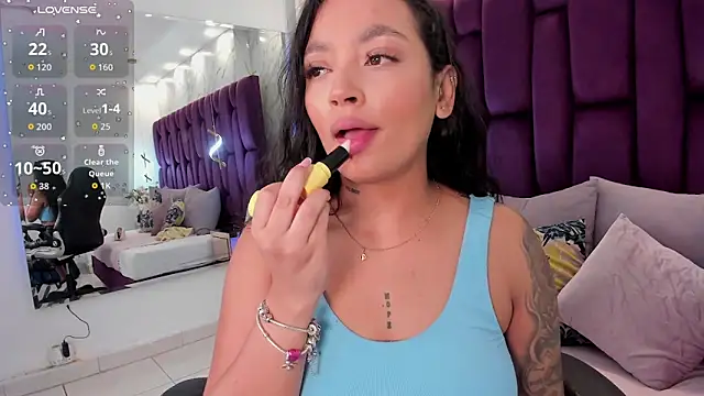 emma carterr1 online show from November 2025 01:43:01 PM