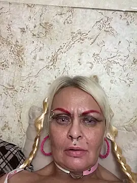 Snapshot of Gardener_of_Illusions chatting on September 2025 12:58:02 AM Gardener of Illusions online show from September 2025 12:58:02 AM