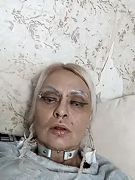 Snapshot of Gardener_of_Illusions chatting on November 2025 11:14:02 PM Gardener of Illusions online show from November 2025 11:14:02 PM