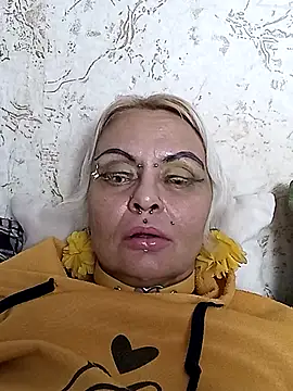 Snapshot of Gardener_of_Illusions chatting on November 2025 01:17:02 PM Gardener of Illusions online show from November 2025 01:17:02 PM