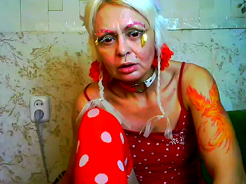 Snapshot of Gardener_of_Illusions chatting on November 2025 10:53:02 PM Gardener of Illusions online show from November 2025 10:53:02 PM