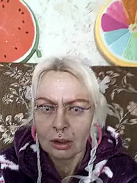 Snapshot of Gardener_of_Illusions chatting on November 2025 11:40:01 PM Gardener of Illusions online show from November 2025 11:40:01 PM