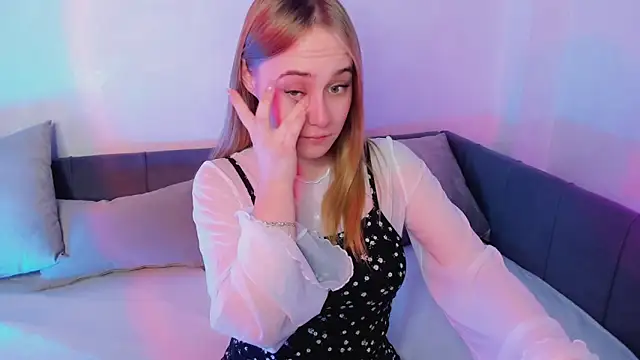 LianaBright online show from January 2025 05:51:02 AM