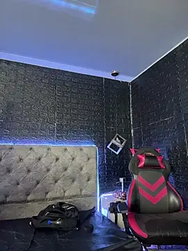 Paloma  LS online show from February 2026 07:13:02 PM