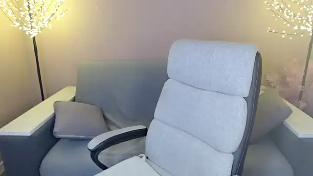 Snapshot of Ritaneer chatting on December 2024 09:35:01 AM Ritaneer online show from December 2024 09:35:01 AM