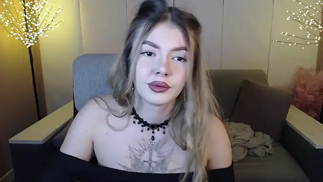 Snapshot of Ritaneer chatting on February 2025 12:34:02 PM Ritaneer online show from February 2025 12:34:02 PM