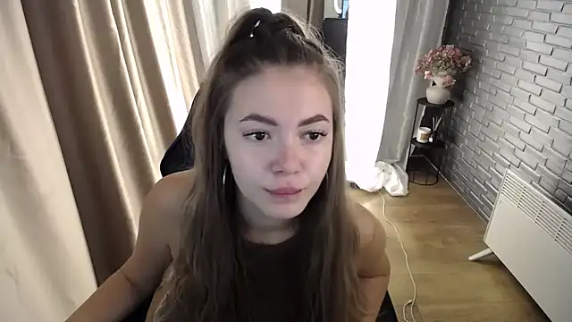 Snapshot of Ritaneer chatting on September 2025 08:03:01 AM Ritaneer online show from September 2025 08:03:01 AM