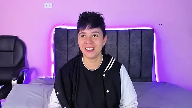 AbbySmiitth  online show from January 2025 12:19:02 PM