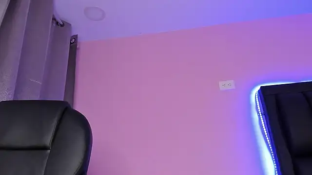 AbbySmiitth  online show from February 2025 03:19:02 PM