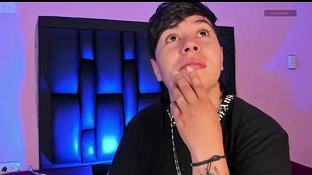 AbbySmiitth  online show from March 2025 12:26:02 PM