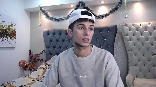 MrWilliseo online show from January 2025 07:55:01 PM