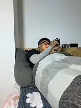 lixiaoshuai8 online show from March 2025 02:21:02 PM