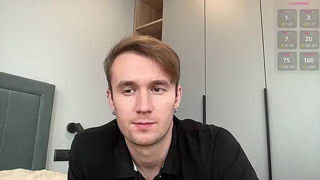 cute mark online show from October 2025 08:01:01 AM