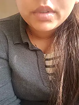 Snapshot of rituu07 chatting on December 2024 04:45:01 AM rituu07 online show from December 2024 04:45:01 AM