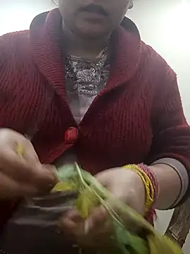 Snapshot of rituu07 chatting on January 2025 01:02:02 PM rituu07 online show from January 2025 01:02:02 PM