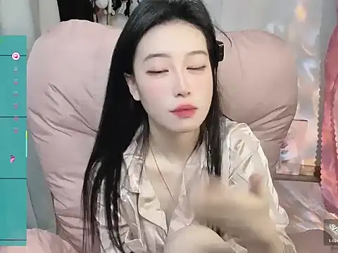 JennieKim RoseannePark online show from January 2025 02:46:02 PM