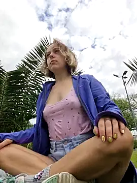 Public Katrisha online show from May 2026 01:26:02 PM