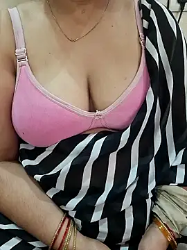 milf-kaira online show from December 2025 03:59:01 AM