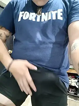 Snapshot of tripexnte chatting on April 2026 01:00:02 AM tripexnte online show from April 2026 01:00:02 AM