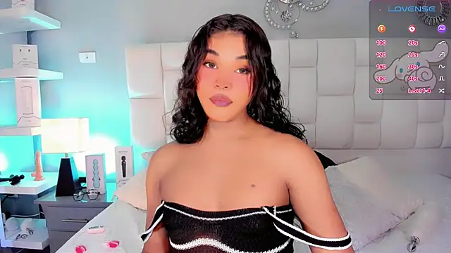 Snapshot of ValentinaMarinn chatting on March 2025 09:13:02 PM ValentinaMarinn online show from March 2025 09:13:02 PM