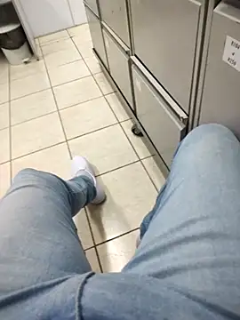 gatmoreno1 online show from November 2025 11:23:02 AM