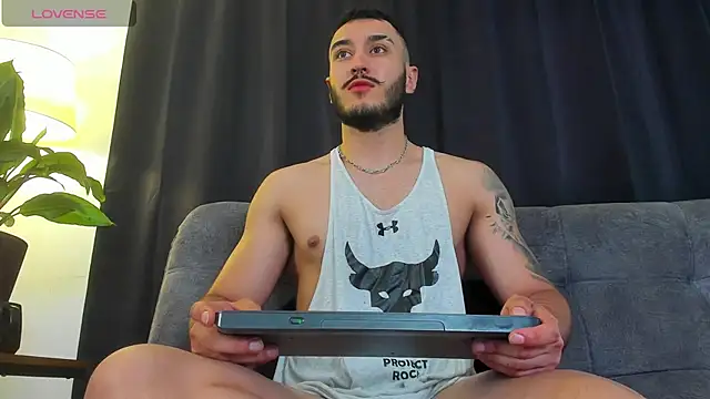 Zionmattis online show from December 2024 01:14:01 AM