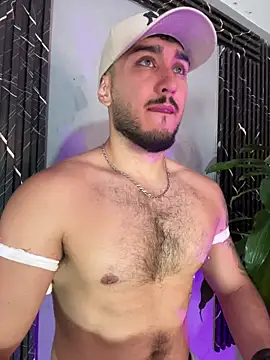 Snapshot of Zionmattis chatting on March 2026 01:34:01 AM Zionmattis online show from March 2026 01:34:01 AM