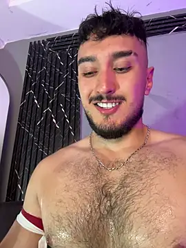 Snapshot of Zionmattis chatting on March 2026 07:39:01 PM Zionmattis online show from March 2026 07:39:01 PM