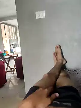 Juliano69xv online show from March 2025 04:40:02 PM